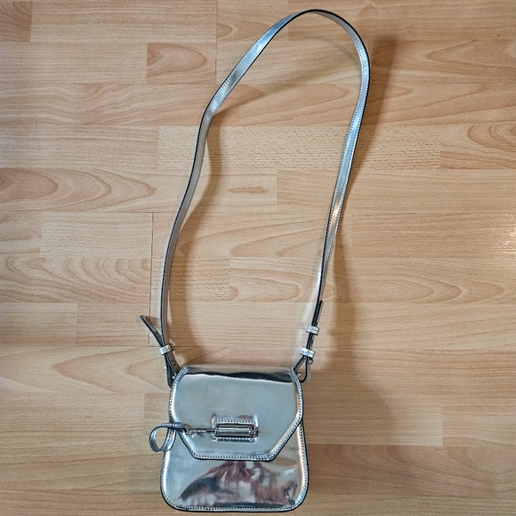 Mackage silver crossbody purse - Picture 3 of 10